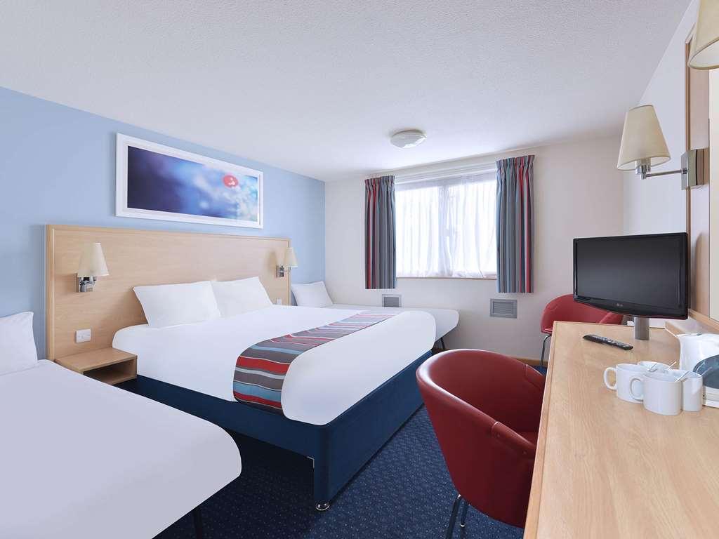 Travelodge Sheffield Central Номер фото